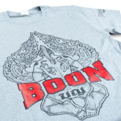 Close up of Boon Muay Thai grey T shirt with Nak muay print